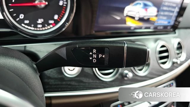 Mercedes-Benz E-Class W213 id 4662710 из Кореи 29