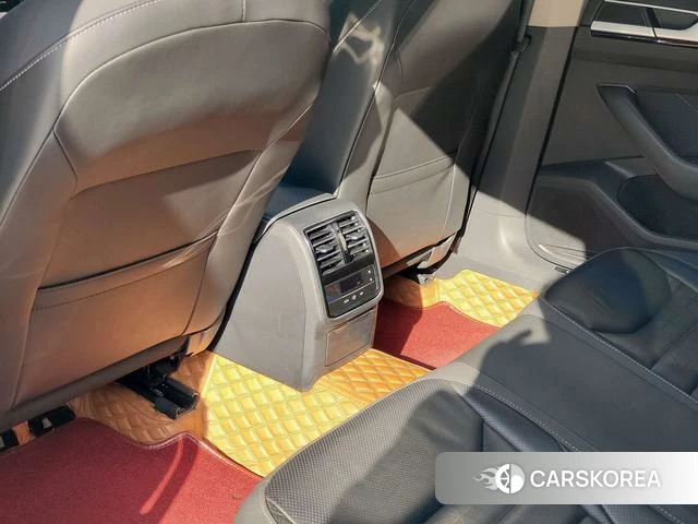 Volkswagen CC id 4306824 из Китая 8