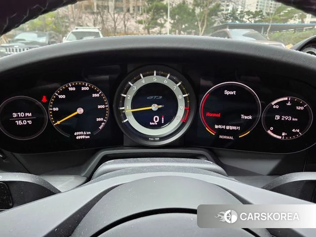 Porsche 911(992) id 3871578 из Кореи 18