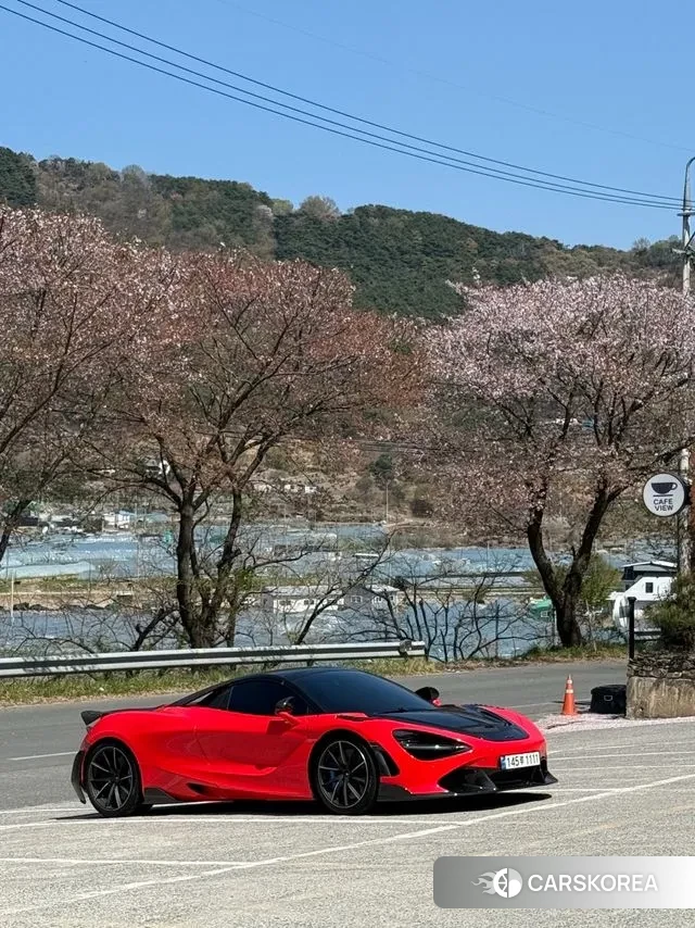McLaren 720S id 3068638 из Кореи 14