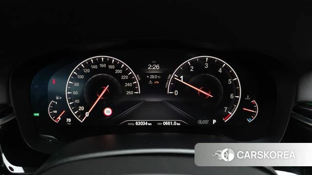BMW 5 Series (G30) id 4722340 из Кореи 31