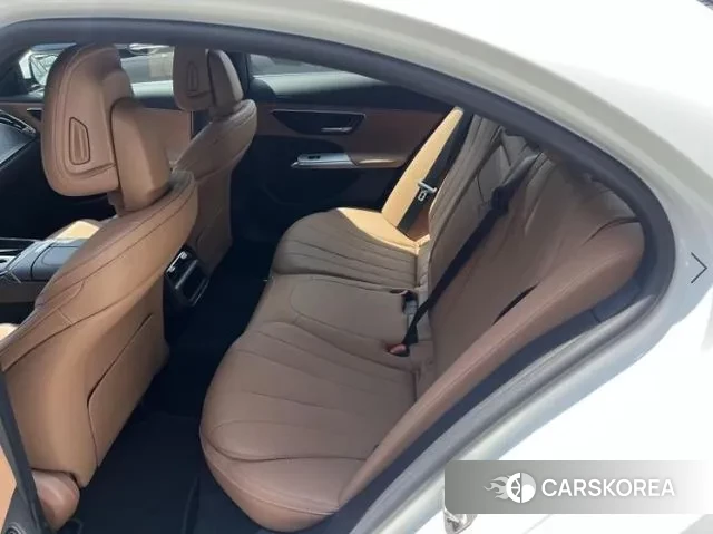 Mercedes-Benz E-Class W214 id 3052663 из Кореи 17