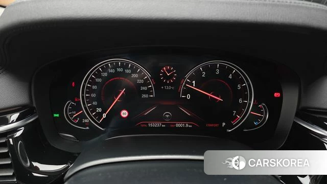 BMW 5 Series (G30) id 3899746 из Кореи 18