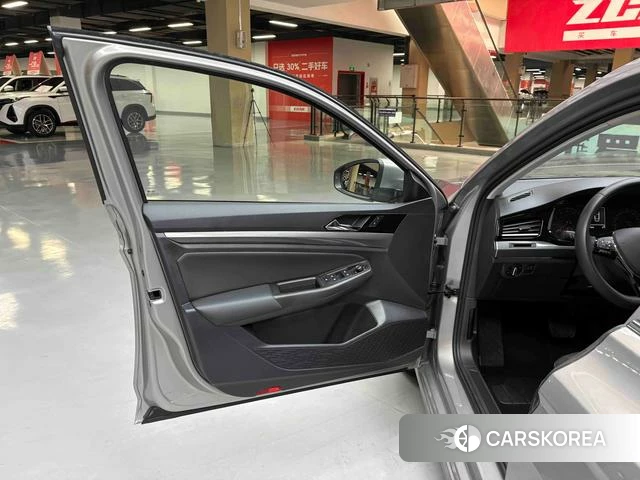 Volkswagen Bora id 4374715 из Китая 39