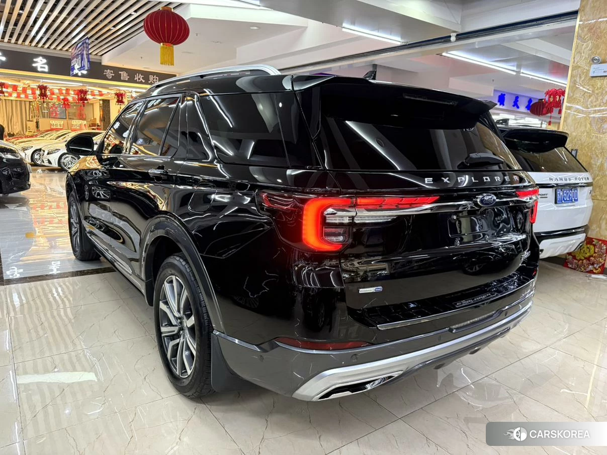 Ford Explorer id 4454690 из Китая 10