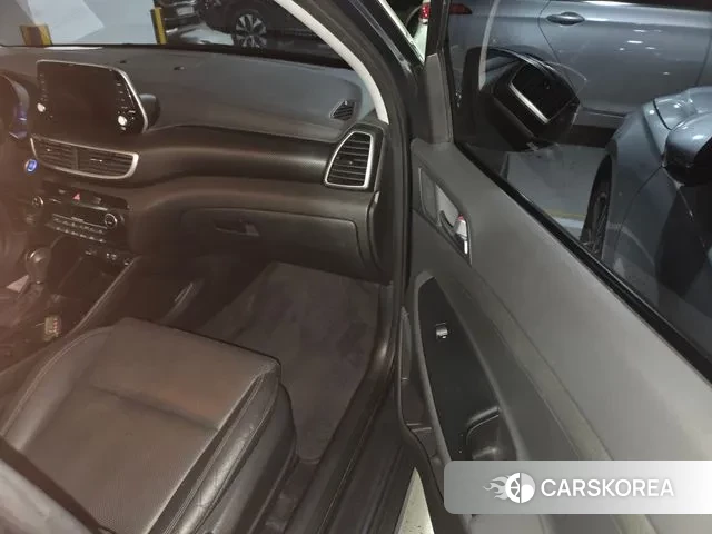 Hyundai All New Tucson id 3248942 из Кореи 17