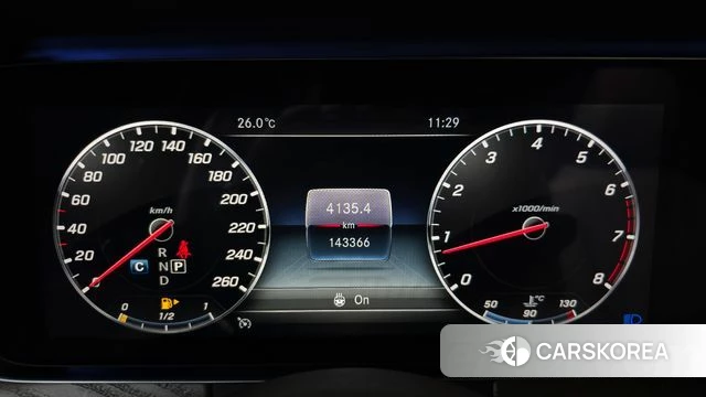 Mercedes-Benz E-Class W213 id 4416903 из Кореи 18