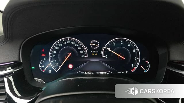 BMW 5 Series (G30) id 4536262 из Кореи 18