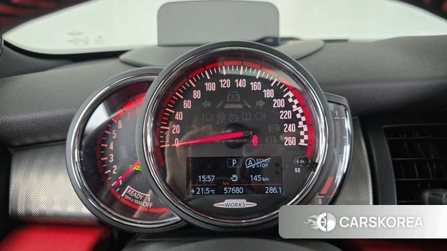 Mini Cooper S id 3925007 из Кореи 18