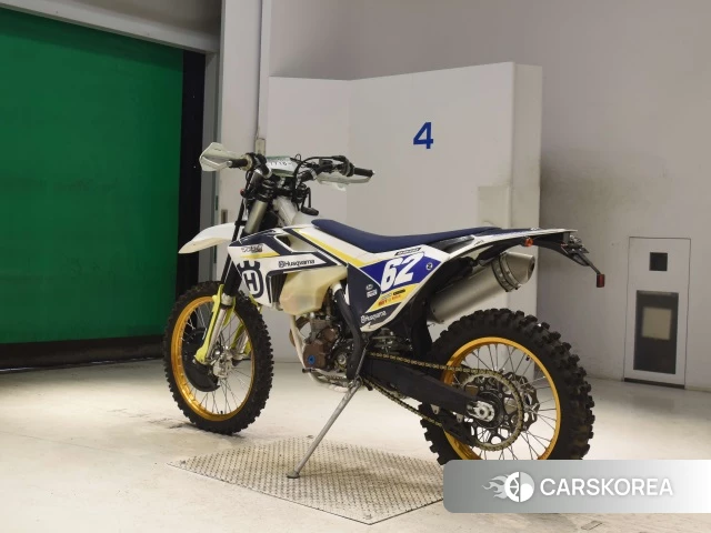 Husqvarna FE250 id 4365464 из Японии 8