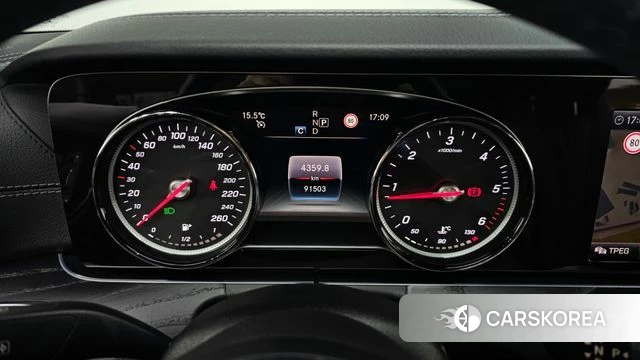 Mercedes-Benz E-Class W213 id 3814138 из Кореи 18