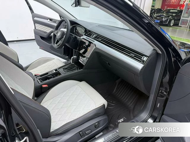 Volkswagen Magotan id 4299788 из Китая 8