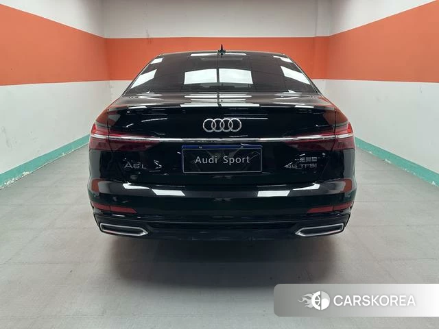 Audi A6L id 4242133 из Китая 8