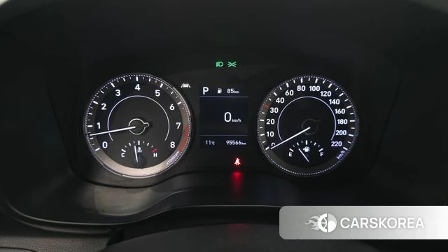 Hyundai Venue id 3820478 из Кореи 18