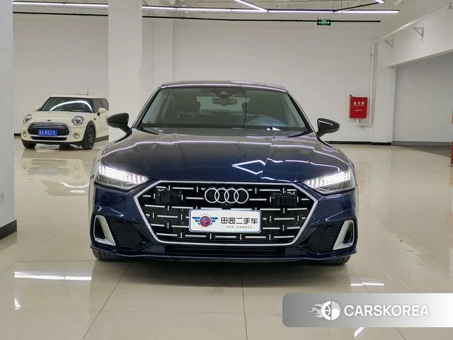 Audi A7L id 4299987 из Китая 8