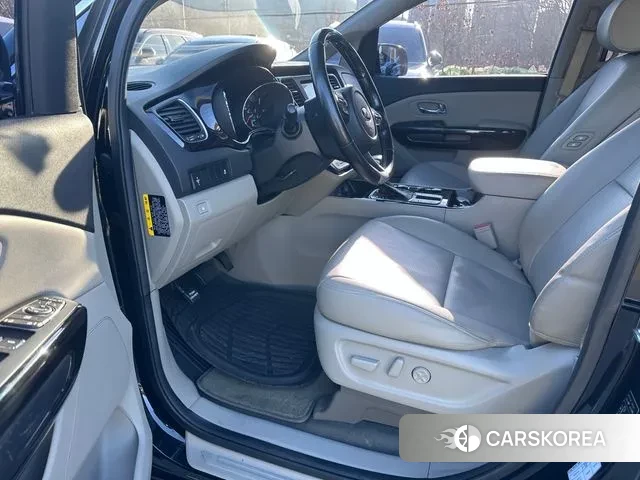 Kia The New Carnival id 3636401 из Кореи 16