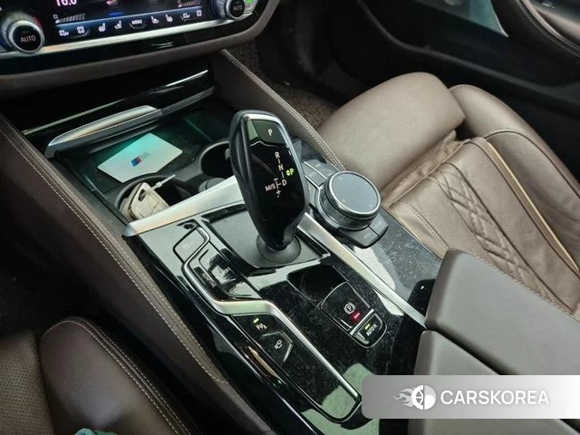 BMW 5 Series (G30) id 4354900 из Кореи 17