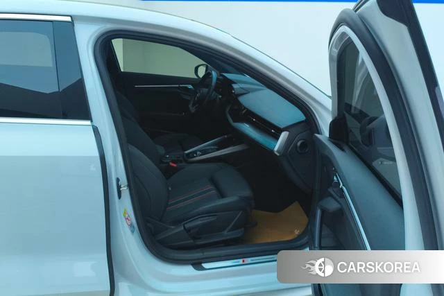 Audi A3 id 4236801 из Китая 15