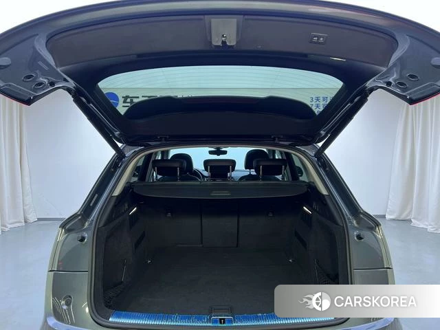 Audi Q5L id 4272106 из Китая 22