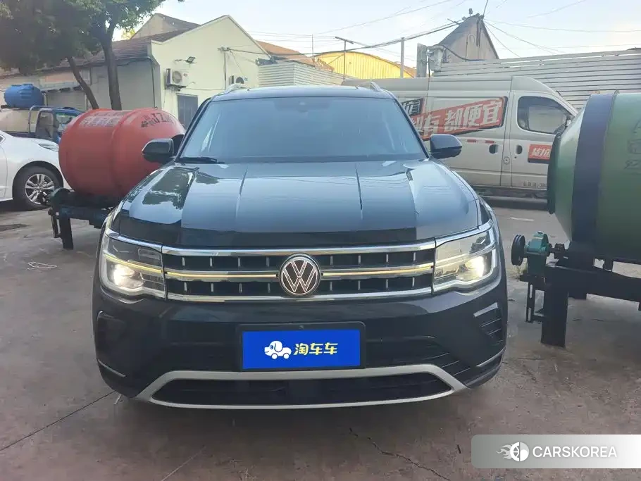 Volkswagen Touareg id 4655048 из Китая 14