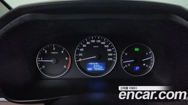 Hyundai The New Grand Starex id 2932691 из Кореи 18