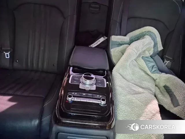 Genesis G90 id 3459592 из Кореи 10