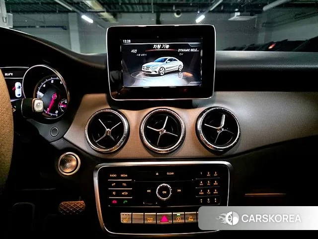 Mercedes-Benz CLA-Class C117 id 3018984 из Кореи 16