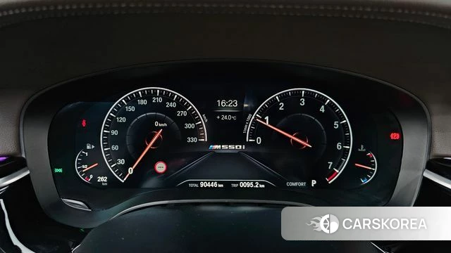 BMW 5 Series (G30) id 4918513 из Кореи 34
