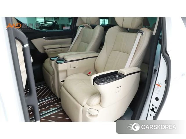 Toyota Elfa id 4240299 из Китая 9
