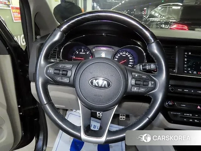 Kia The New Carnival id 3617106 из Кореи 18