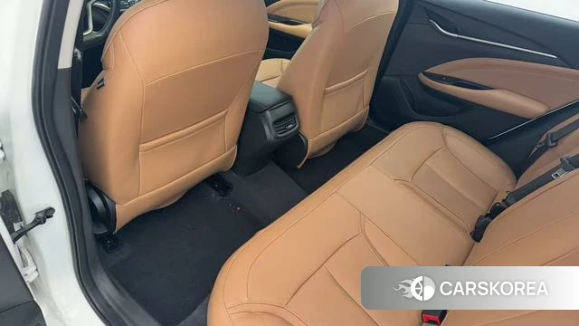 Buick Yinglang id 3957695 из Китая 8
