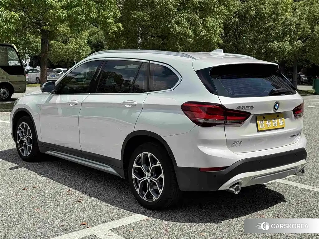 BMW X1 id 4681229 из Китая 35