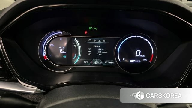Kia Niro Plus id 3884081 из Кореи 18