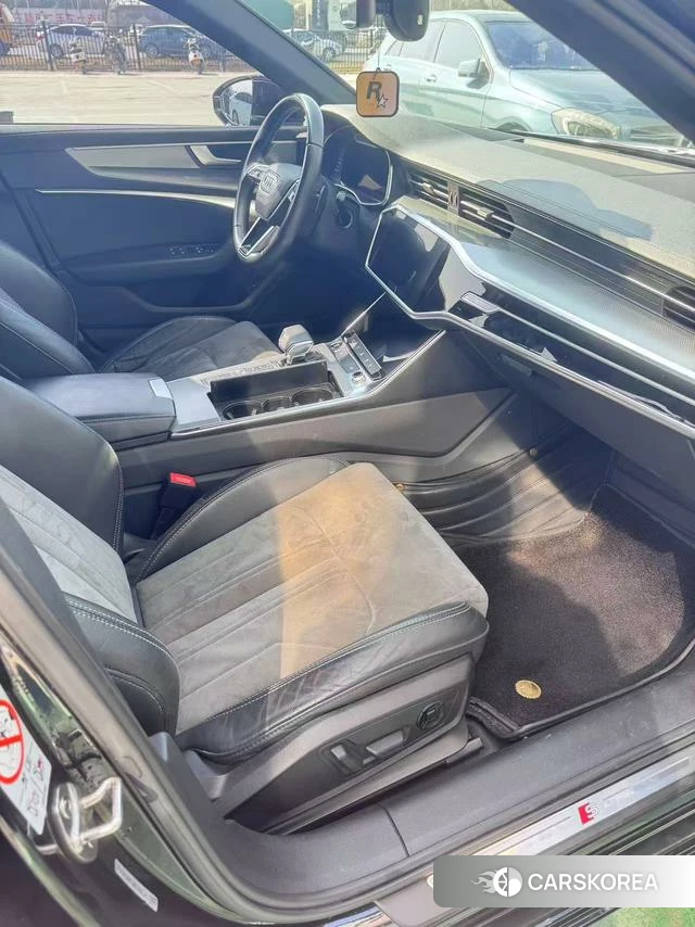 Audi A6L id 4329003 из Китая 14