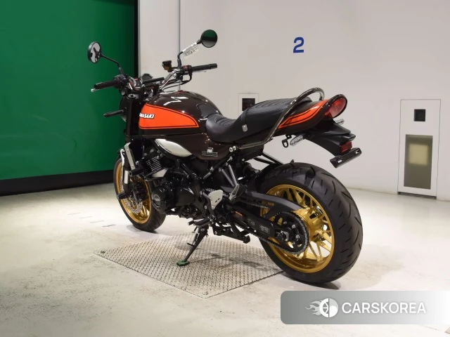 Kawasaki Z900RS id 4366885 из Японии 8
