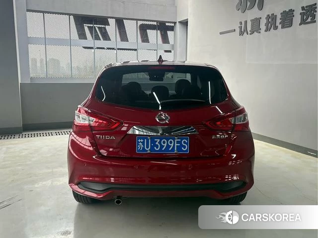Nissan TIIDA id 4241924 из Китая 14