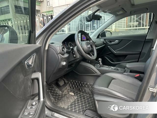 Audi Q2L id 4277359 из Китая 15