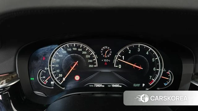 BMW 5 Series (G30) id 3917199 из Кореи 18