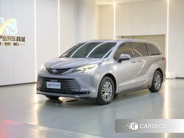 Toyota Saina id 4290601 из Китая 17