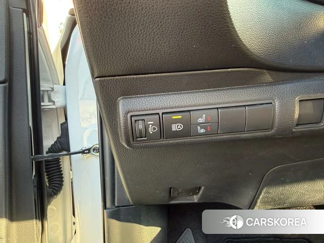 Toyota Corolla id 4299869 из Китая 17