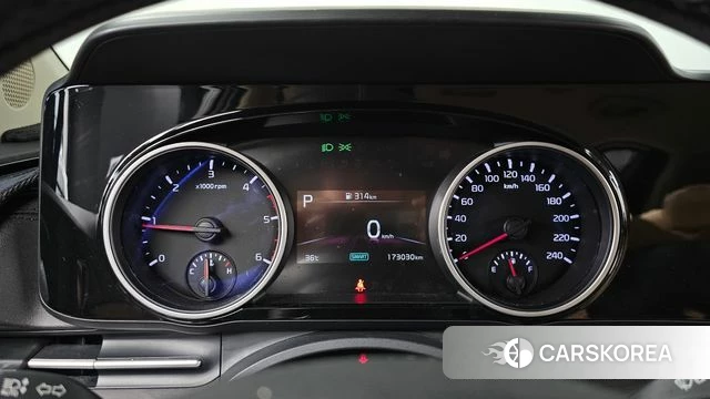 Kia Carnival 4th generation id 4657624 из Кореи 18