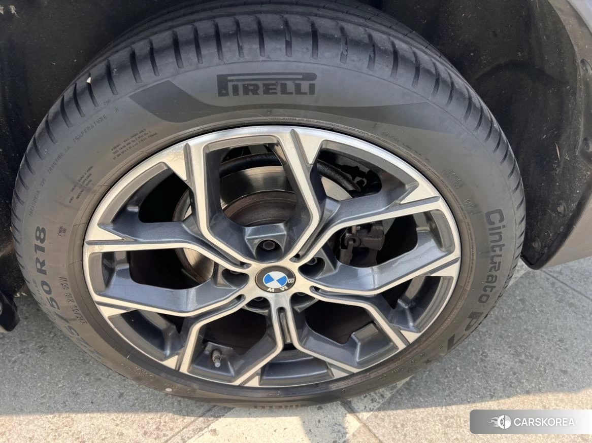 BMW X1 id 4498700 из Китая 16