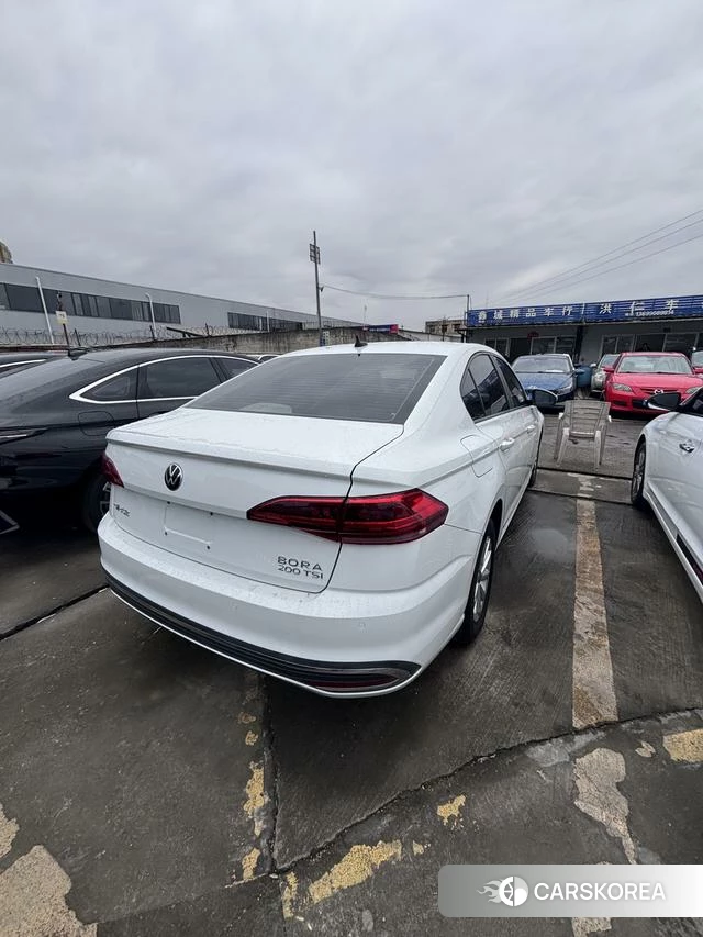 Volkswagen Bora id 4298273 из Китая 12