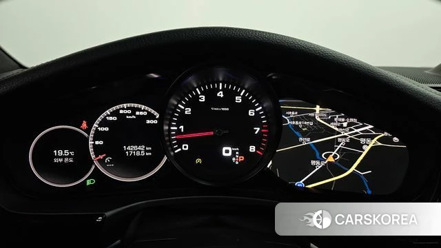 Porsche Panamera (971) id 3955969 из Кореи 18