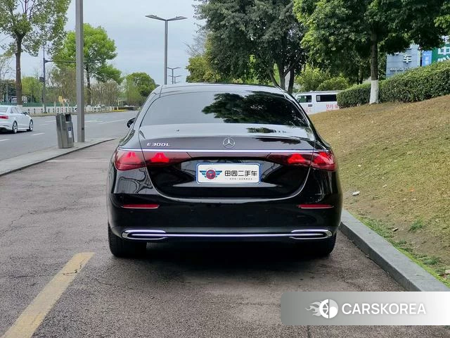 Mercedes-Benz E-class id 4348300 из Китая 8