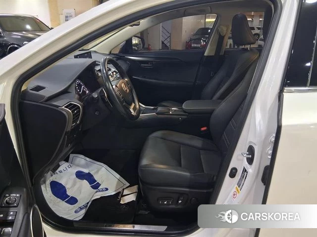 Lexus NX300h id 4615496 из Кореи 18