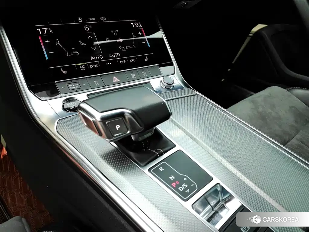 Audi A6L id 4514334 из Китая 19