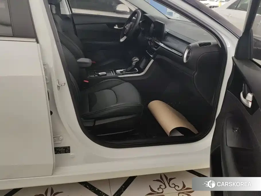 Kia K3 id 4674524 из Китая 14