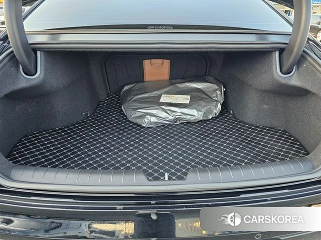 Hyundai Grandeur Hybrid (GN7) id 3896938 из Кореи 18