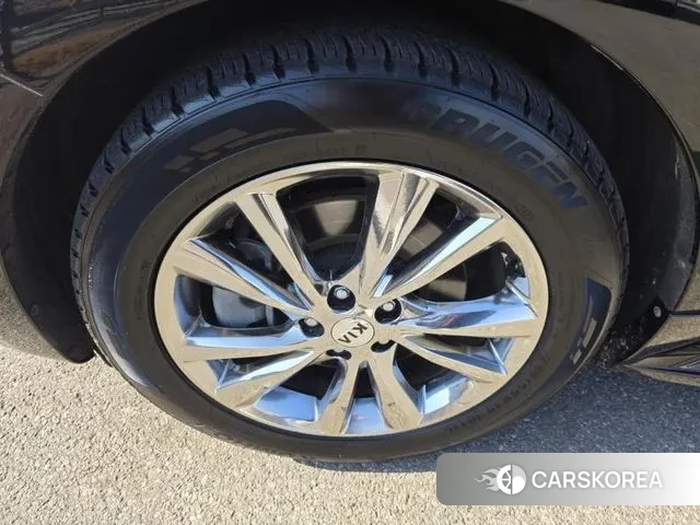 Kia The New Carnival id 3703089 из Кореи 18